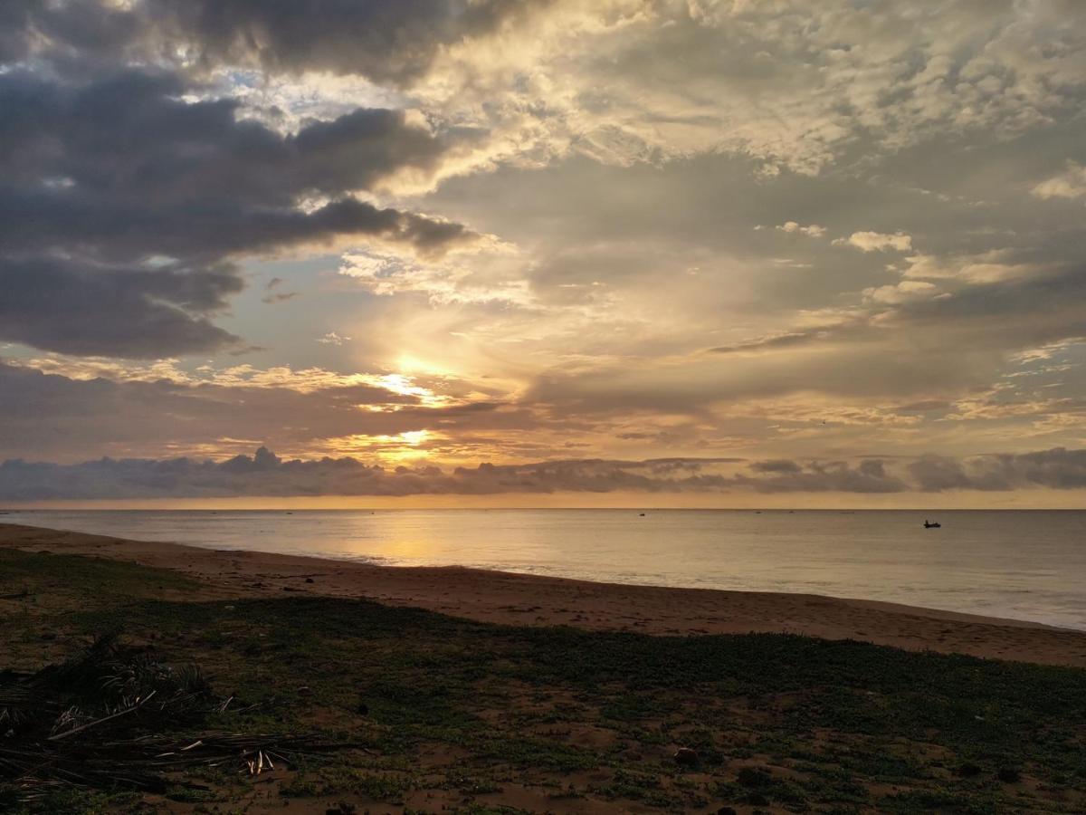 Helios Beach Resort Tangalle Kültér fotó