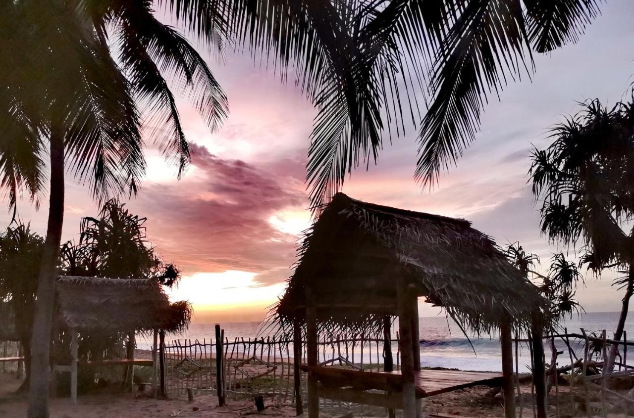 Helios Beach Resort Tangalle Kültér fotó