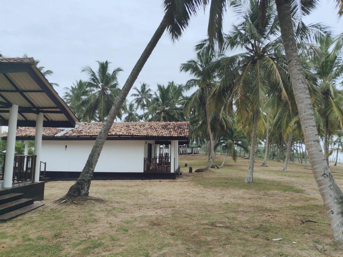 Helios Beach Resort Tangalle Kültér fotó