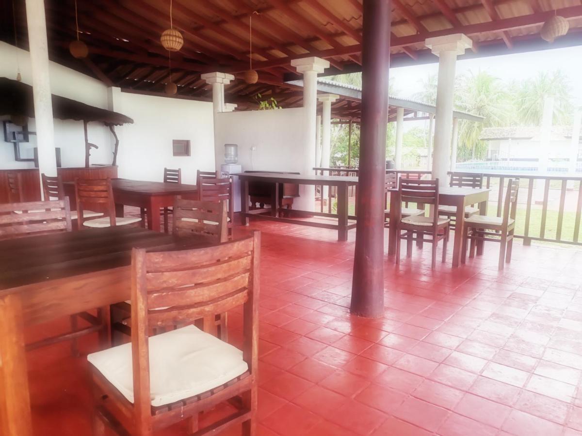 Helios Beach Resort Tangalle Kültér fotó