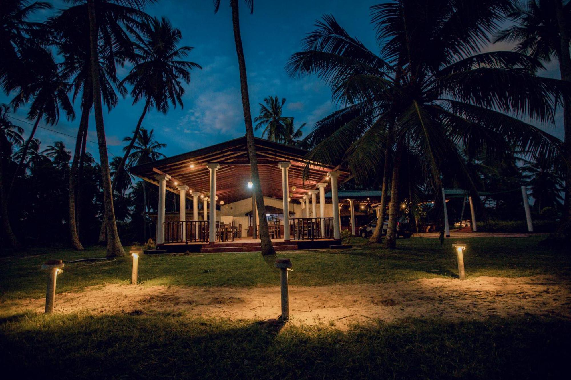 Helios Beach Resort Tangalle Kültér fotó