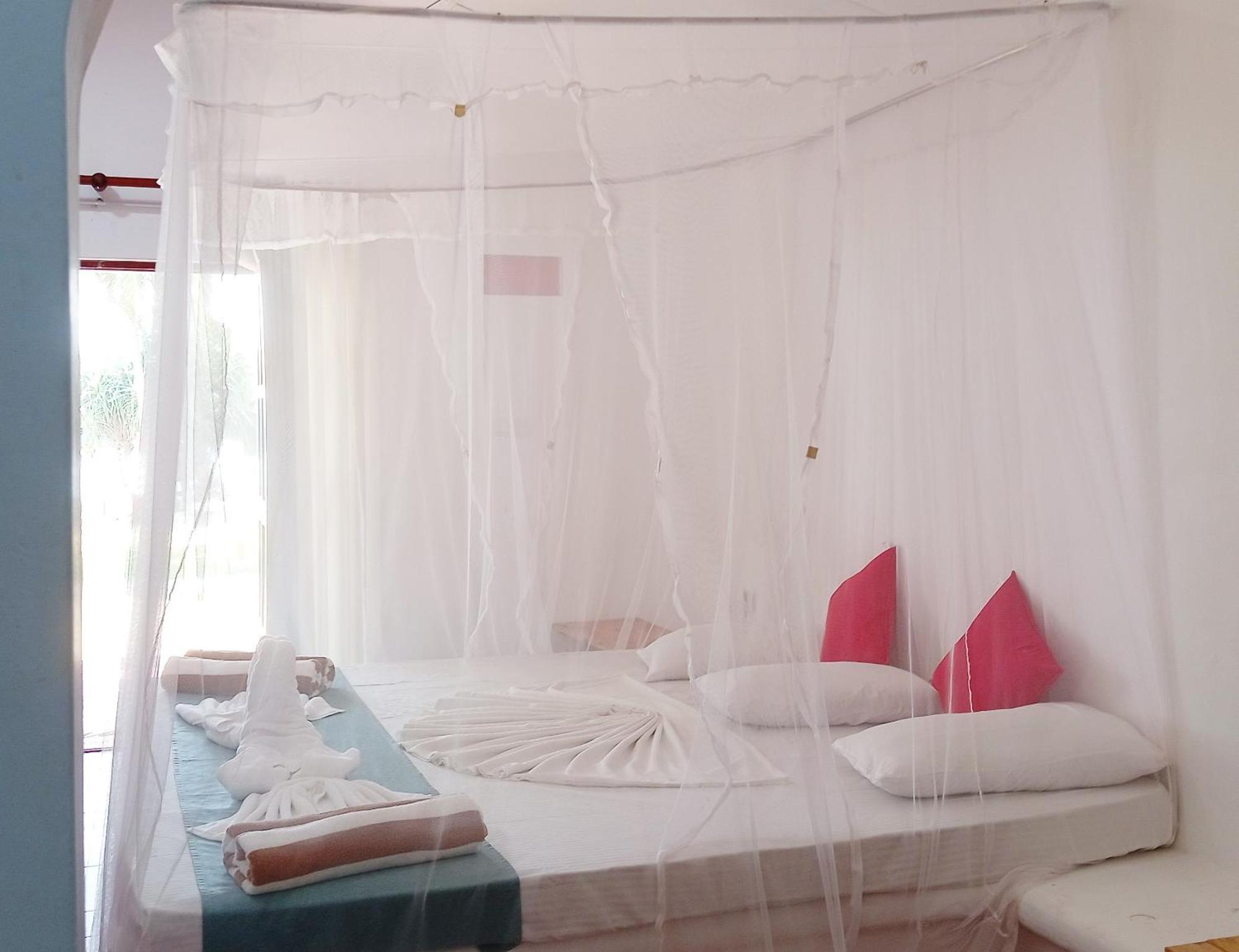 Helios Beach Resort Tangalle Kültér fotó