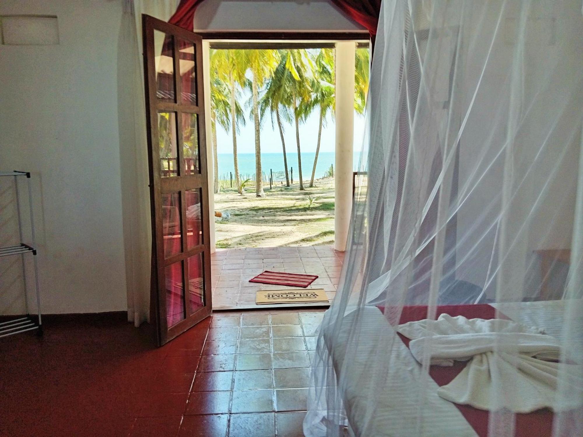 Helios Beach Resort Tangalle Kültér fotó
